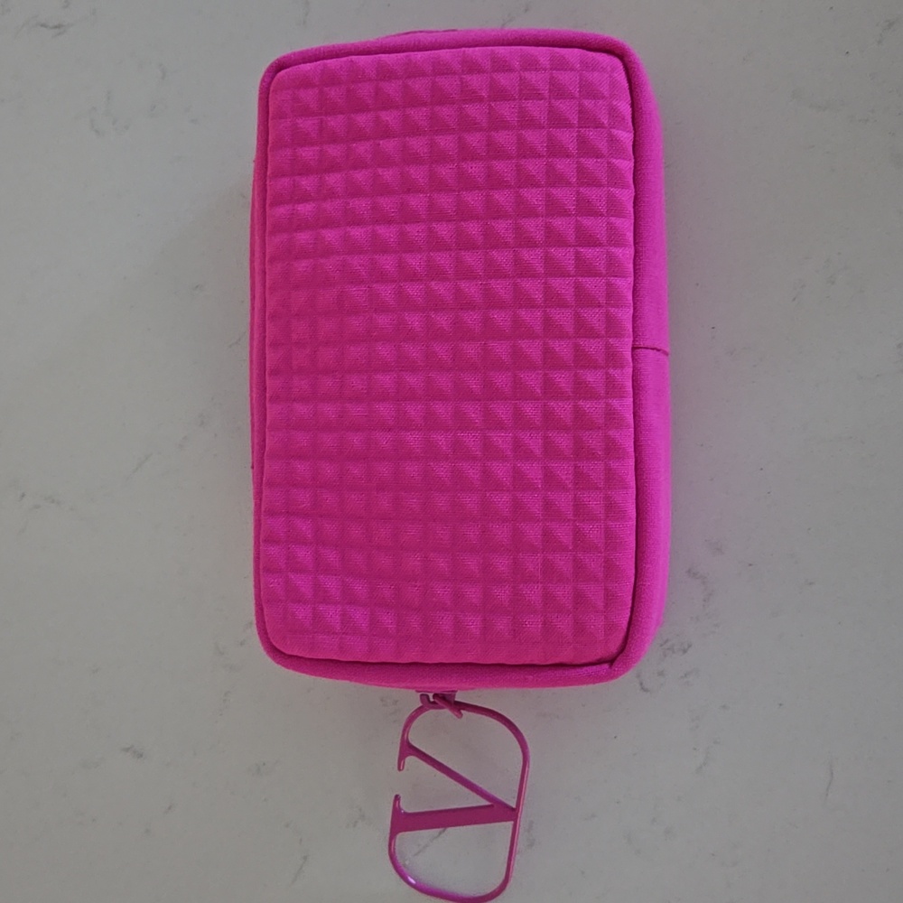 New never used VALENTINO Pink Spike cluch pouch Quilted bag  6 x 4